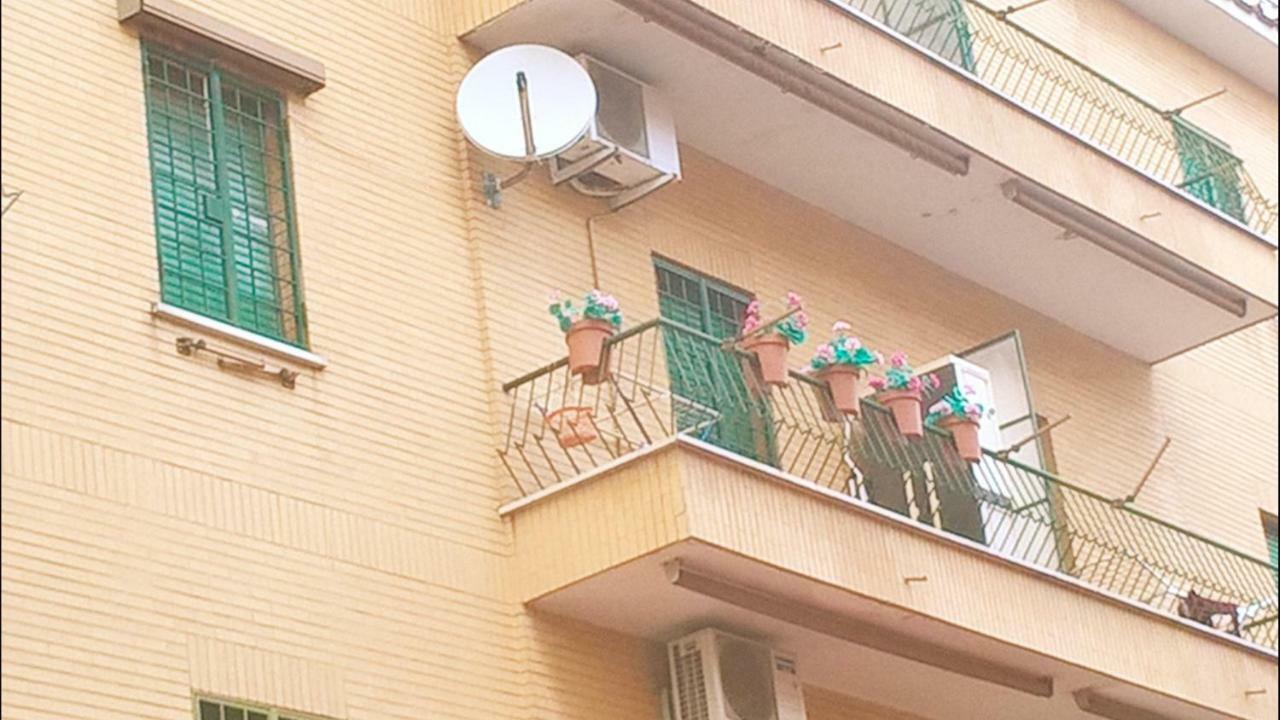 Apartament Mirandolina Rzym Zewnętrze zdjęcie