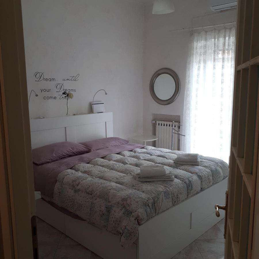 Apartament Mirandolina Rzym Zewnętrze zdjęcie
